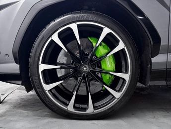 Lamborghini Urus 4.0 V8 BiTurbo SUV 5dr Petrol Auto 4WD Euro 6 (650 ps)