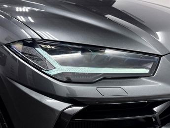 Lamborghini Urus 4.0 V8 BiTurbo SUV 5dr Petrol Auto 4WD Euro 6 (650 ps)
