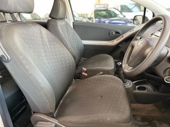 Toyota Yaris 1.0 VVT-i T2 3dr