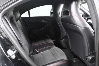 Mercedes-Benz CLA 2.1 CLA220d AMG Line Coupe 7G-DCT Euro 6 (s/s) 4dr