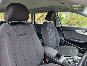 Audi A4 Avant 2.0 TDI 35 SE S Tronic Euro 6 (s/s) 5dr