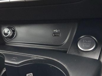 Audi A4 Avant 2.0 TDI 35 SE S Tronic Euro 6 (s/s) 5dr