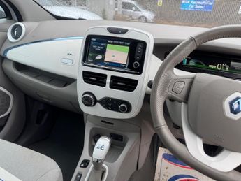 Renault Zoe 22kWh Dynamique Zen Hatchback 5dr Electric Auto (i) (88 bhp)