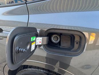 Ford Kuga 2.5 EcoBoost Duratec 14.4kWh ST-Line X CVT Euro 6 (s/s) 5dr