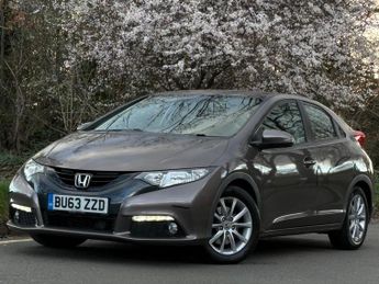Honda Civic 1.8 i-VTEC ES Auto Euro 5 5dr