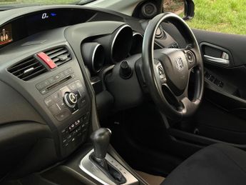 Honda Civic 1.8 i-VTEC ES Auto Euro 5 5dr