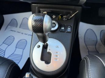 Nissan X-Trail 2.0 dCi Tekna Auto 4WD Euro 5 5dr