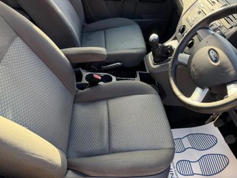 Ford Focus C-Max 1.6 16v Zetec 5dr