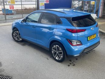 Hyundai KONA 64kWh Premium Auto 5dr (10.5kW Charger)