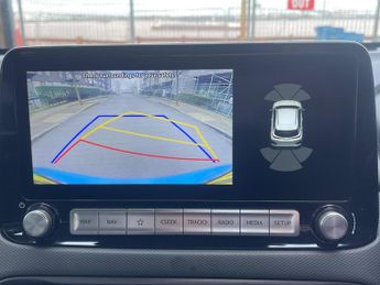 Hyundai KONA 64kWh Premium Auto 5dr (10.5kW Charger)