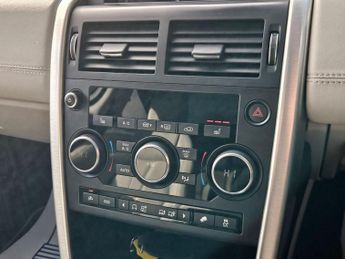 Land Rover Discovery Sport 2.0 TD4 HSE Black Auto 4WD Euro 6 (s/s) 5dr