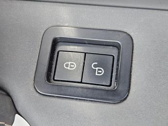 Land Rover Discovery Sport 2.0 TD4 HSE Black Auto 4WD Euro 6 (s/s) 5dr