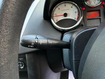 Peugeot 207 1.4 HDi S Euro 5 5dr (A/C)