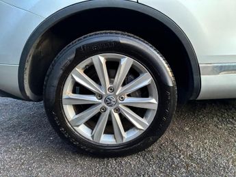 Volkswagen Touareg 3.0 TDI V6 BlueMotion Tech SE Tiptronic 4WD Euro 5 (s/s) 5dr