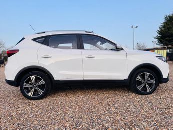 MG MG ZS 44.5kWh Exclusive Auto 5dr
