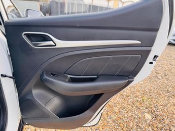MG MG ZS 44.5kWh Exclusive Auto 5dr