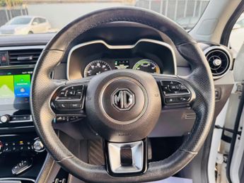 MG MG ZS 44.5kWh Exclusive Auto 5dr