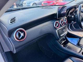 Mercedes-Benz A Class 1.5 A180d Sport 7G-DCT Euro 6 (s/s) 5dr