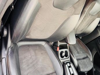 Vauxhall Grandland 1.2 Turbo Ultimate Auto Euro 6 (s/s) 5dr