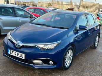 Toyota Auris 1.8 VVT-h Business Edition CVT Euro 6 (s/s) 5dr (Safety Sense)