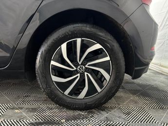 Volkswagen Polo 1.0 TSI Life DSG Euro 6 (s/s) 5dr