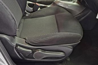 NISSAN JUKE 1.6 Acenta SUV 5dr Petrol XTRON Euro 5 (117 ps) AUTOMATIC+SH+2KE