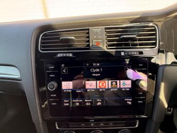 Volkswagen Golf 2.0 TDI R-Line DSG Euro 6 (s/s) 5dr