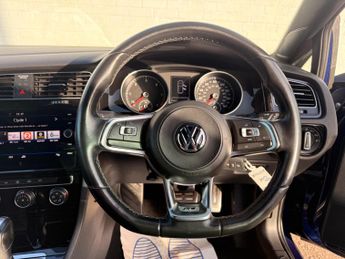 Volkswagen Golf 2.0 TDI R-Line DSG Euro 6 (s/s) 5dr