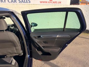 Volkswagen Golf 2.0 TDI R-Line DSG Euro 6 (s/s) 5dr