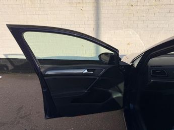 Volkswagen Golf 2.0 TDI R-Line DSG Euro 6 (s/s) 5dr