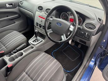 Ford Focus 1.6 Style 5dr