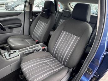 Ford Focus 1.6 Style 5dr