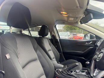 Mazda Mazda3 2.2 SKYACTIV-D SE-L Nav Fastback Euro 6 (s/s) 4dr