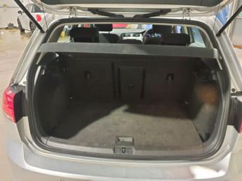 Volkswagen Golf 1.6 TDI BlueMotion Tech Match Euro 5 (s/s) 5dr