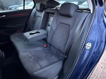 Volkswagen Golf 2.0 TDI Style DSG Euro 6 (s/s) 5dr