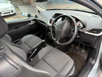 Peugeot 207 1.4 Verve Euro 5 3dr