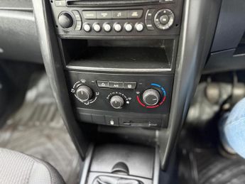 Peugeot 207 1.4 Verve Euro 5 3dr