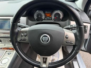 Jaguar XF 3.0d V6 Luxury Auto Euro 5 4dr
