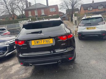 Jaguar F-PACE 2.0 D240 R-Sport Auto AWD Euro 6 (s/s) 5dr
