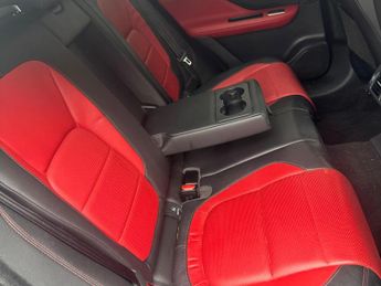Jaguar F-PACE 2.0 D240 R-Sport Auto AWD Euro 6 (s/s) 5dr