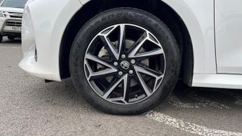 Toyota Yaris 1.5 VVT-h Design E-CVT Euro 6 (s/s) 5dr