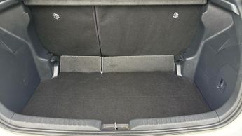 Toyota Yaris 1.5 VVT-h Design E-CVT Euro 6 (s/s) 5dr