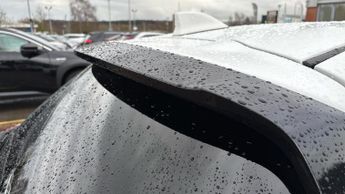 Toyota Yaris 1.5 VVT-h Design E-CVT Euro 6 (s/s) 5dr