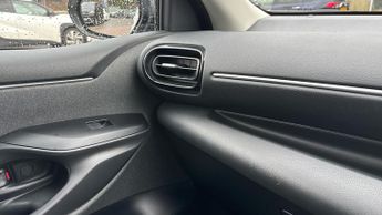 Toyota Yaris 1.5 VVT-h Design E-CVT Euro 6 (s/s) 5dr