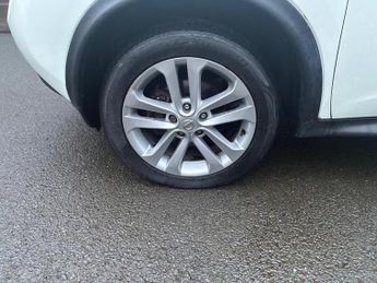 Nissan Juke 1.6 Acenta Premium Euro 5 5dr