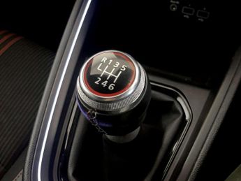 Renault Clio 1.0 TCe RS Line Hatchback 5dr Petrol Manual Euro 6 (s/s) (90 ps)