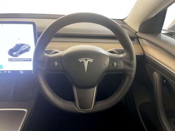 Tesla Model 3 Standard Range Plus Saloon 4dr Electric Auto RWD (241 bhp)