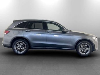 Mercedes-Benz GLC 2.0 GLC220d AMG Line SUV 5dr Diesel G-Tronic+ 4MATIC Euro 6 (s/s