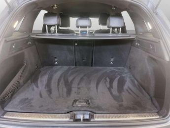 Mercedes-Benz GLC 2.0 GLC220d AMG Line SUV 5dr Diesel G-Tronic+ 4MATIC Euro 6 (s/s