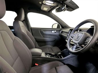 Volvo XC40 Recharge 69kWh Core SUV 5dr Electric Auto (231 ps)